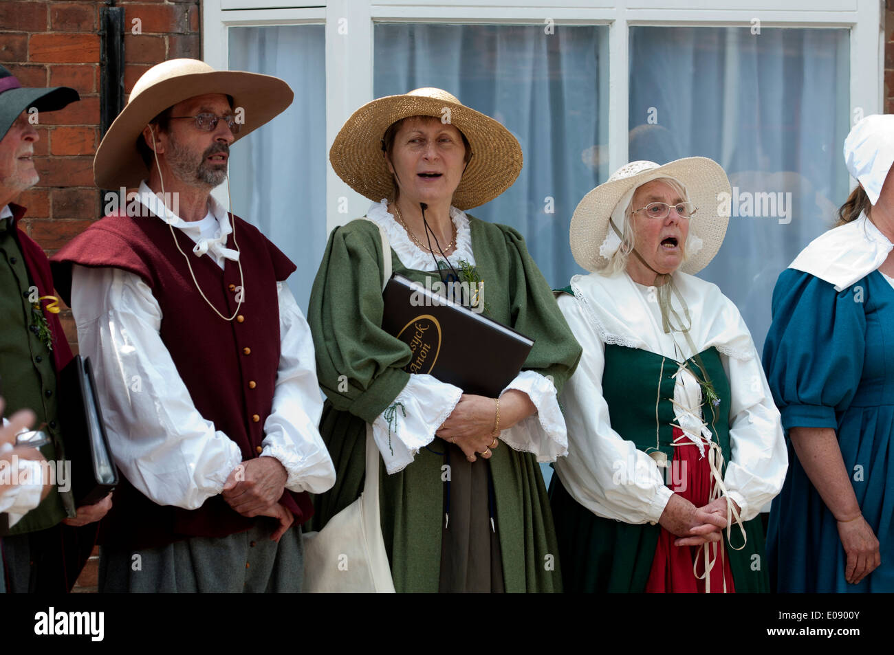Choir singers hires stock photography and images Alamy